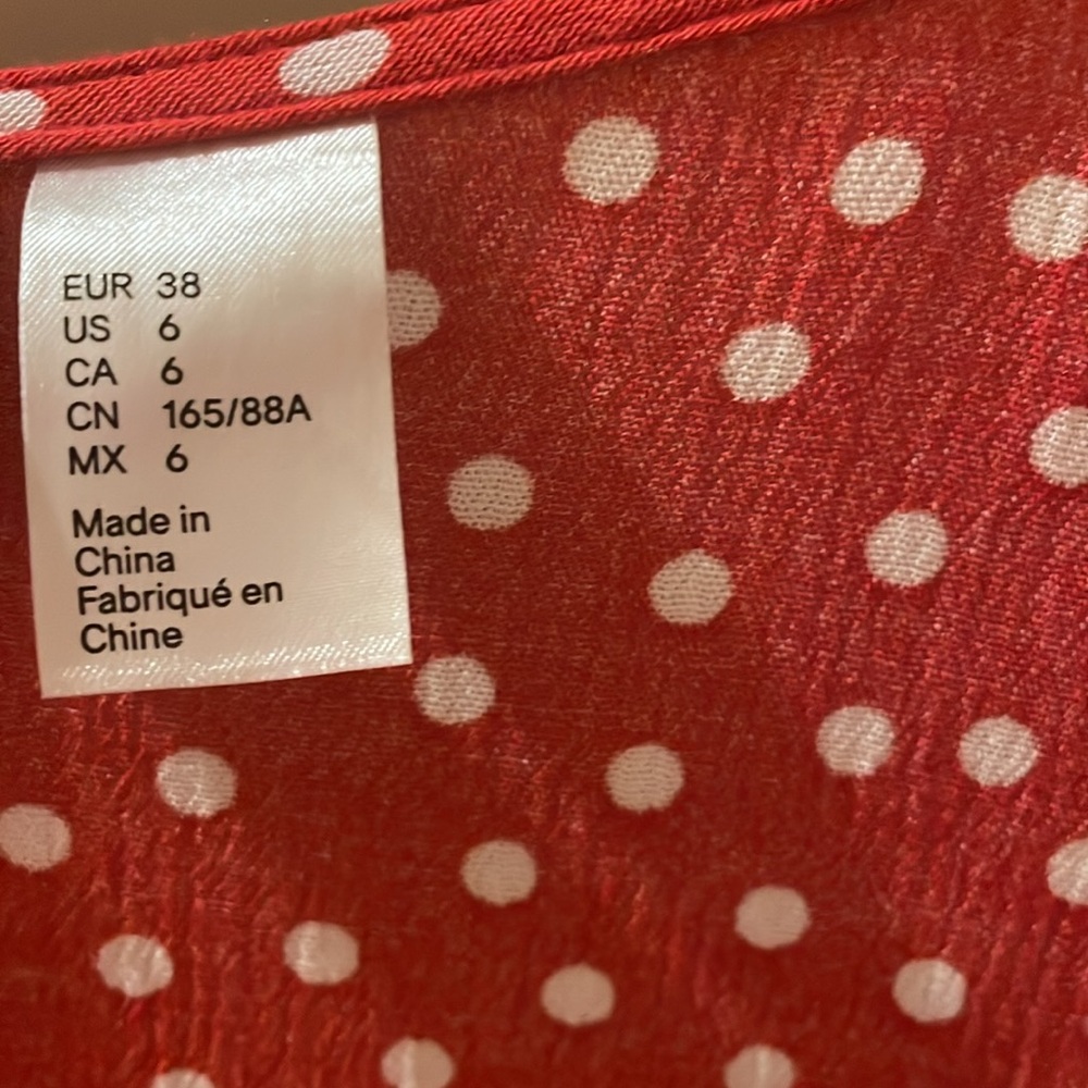 H&M Red polka dot Wrap dress EUC Small 4-6 LAST CHANCE - Picture 12 of 14